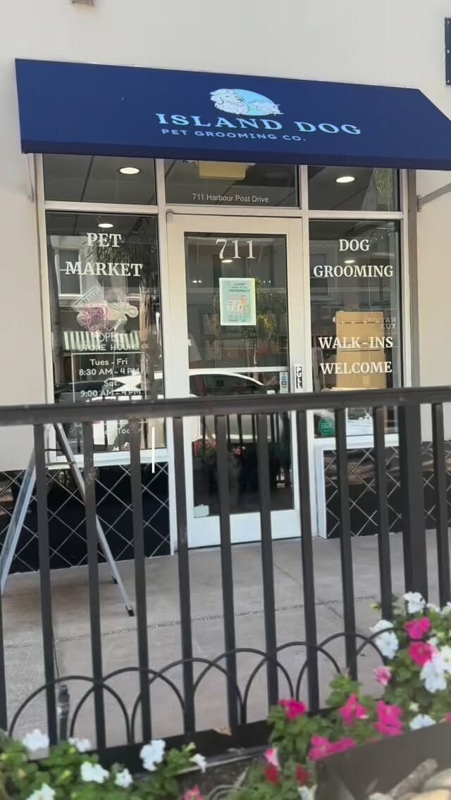 Instagram post from islanddoggroomingco. This post is in position 2.